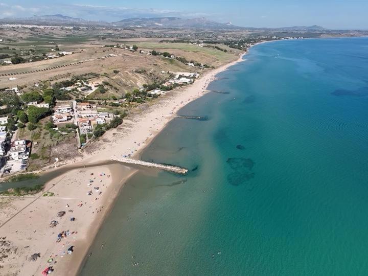 Al Mare Villa Porto Palo Exterior foto